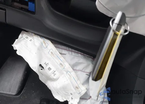 2025 Nissan Kicks Sv Intelligent Awd z USA, uszkodzony, nr VIN 3N8AP6CB2SL438108